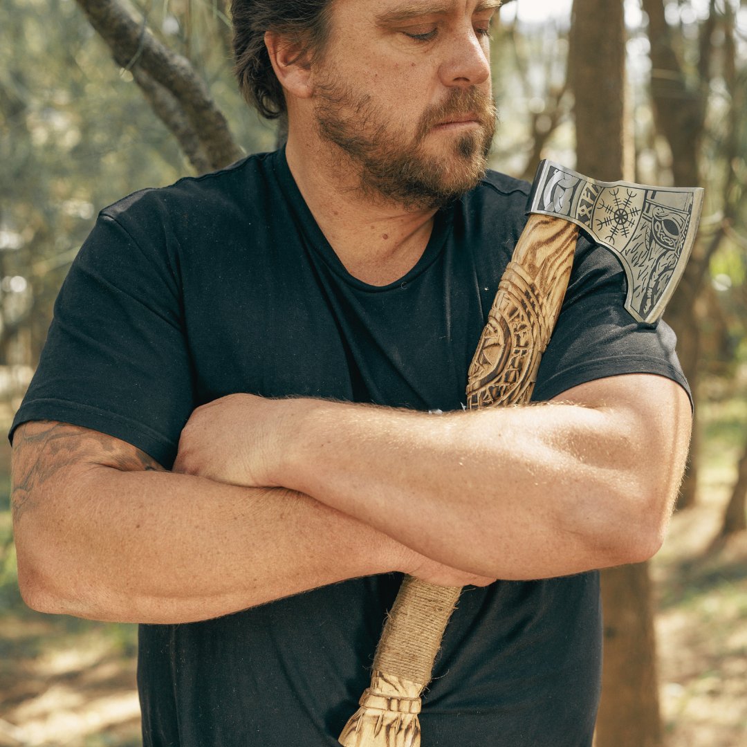 Man holding a viking axe