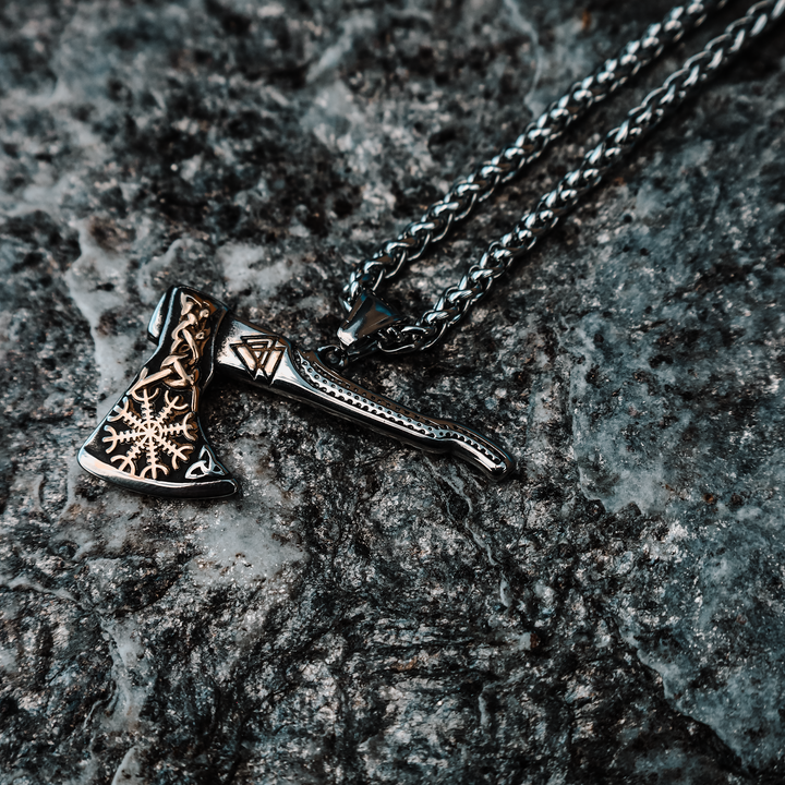 Blade Of Awe Necklace